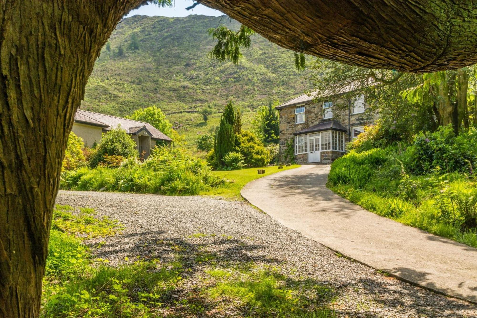 Sygun Fawr Country House Hotel Beddgelert Exterior photo