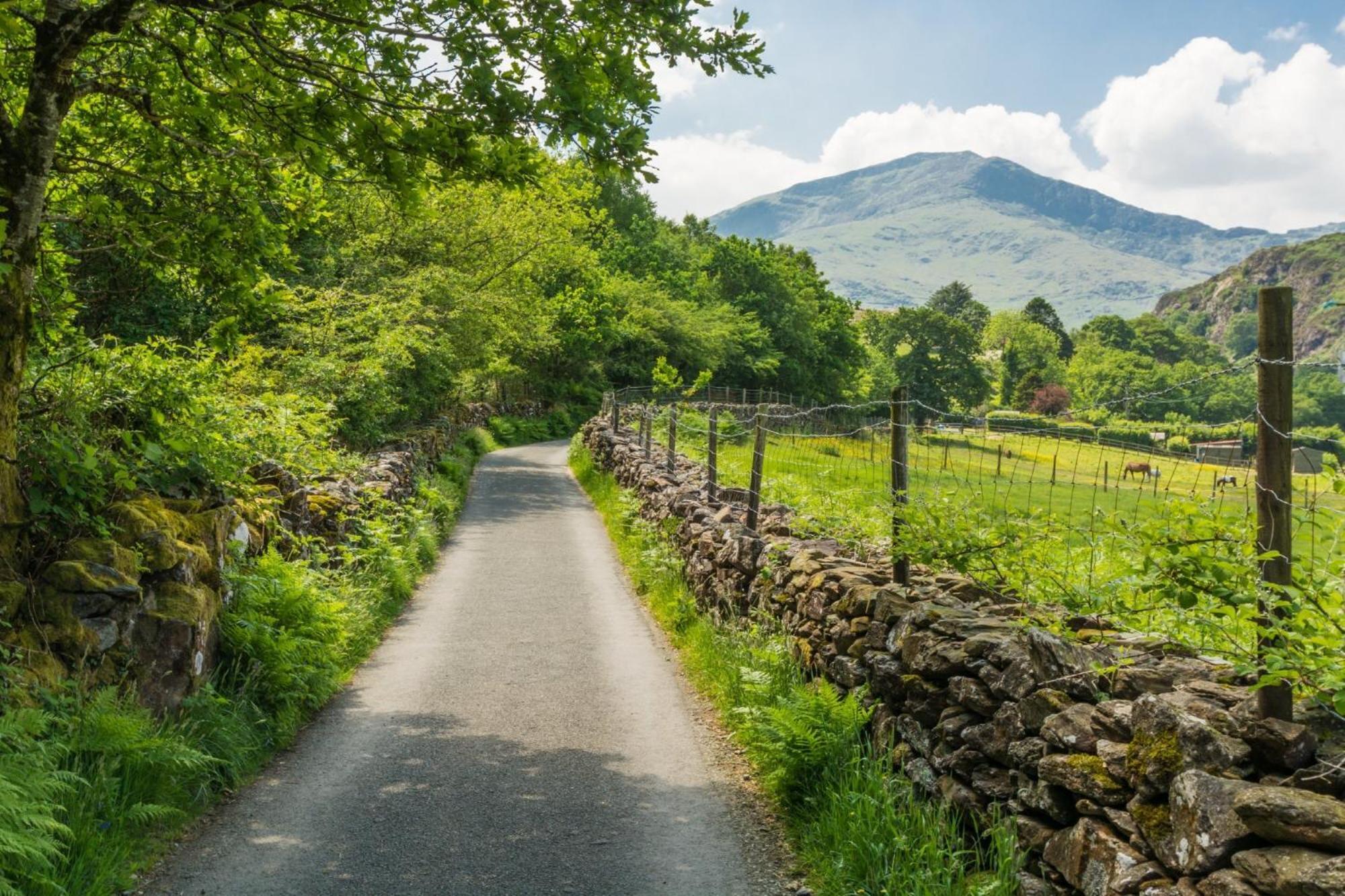 Sygun Fawr Country House Hotel Beddgelert Exterior photo